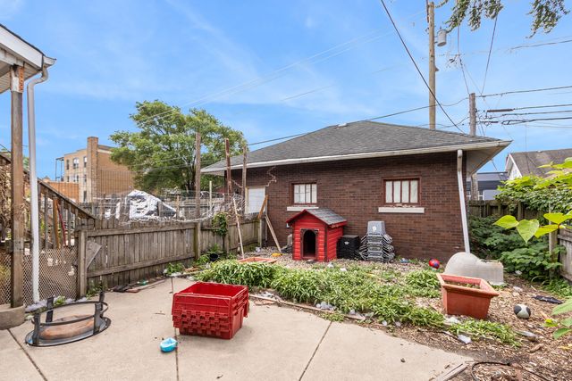 203 156th Place, Calumet City, IL 60409
