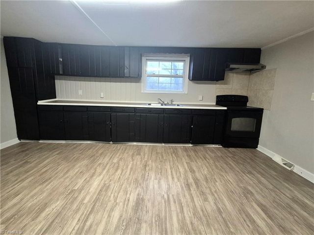 119 Hines Drive, Winston-salem, NC 27107