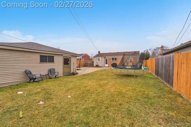 8281 Huron Street, Taylor, MI 48180