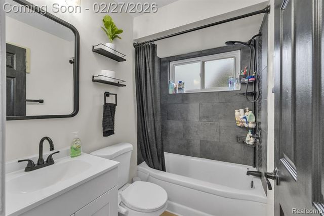 8281 Huron Street, Taylor, MI 48180