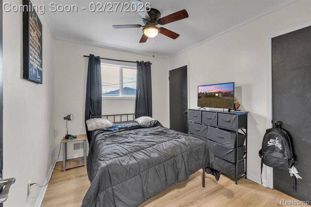 8281 Huron Street, Taylor, MI 48180