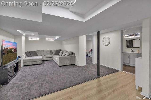 8281 Huron Street, Taylor, MI 48180