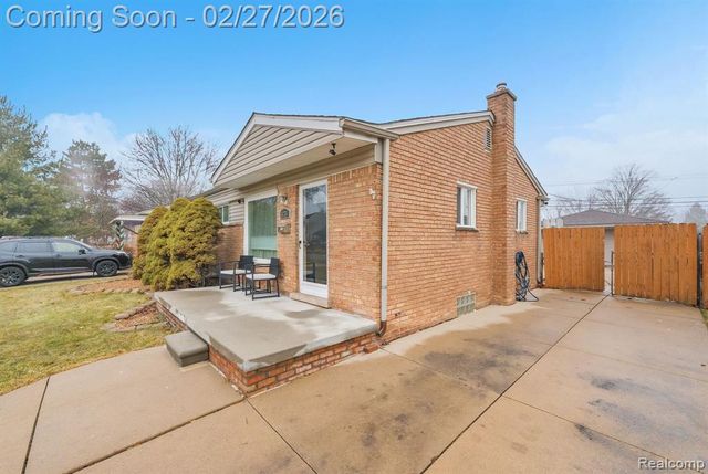 8281 Huron Street, Taylor, MI 48180