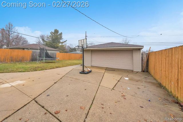 8281 Huron Street, Taylor, MI 48180