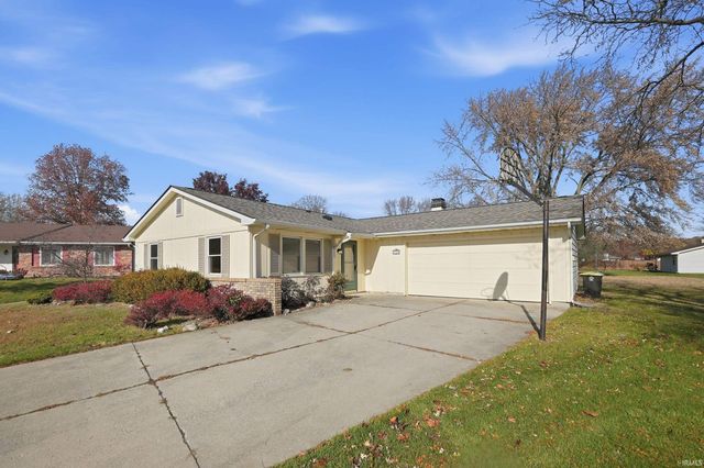 3901 Ravenscliff Place, Fort Wayne, IN 46804