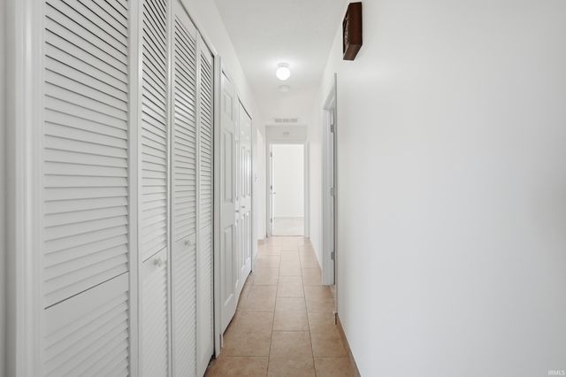 3901 Ravenscliff Place, Fort Wayne, IN 46804