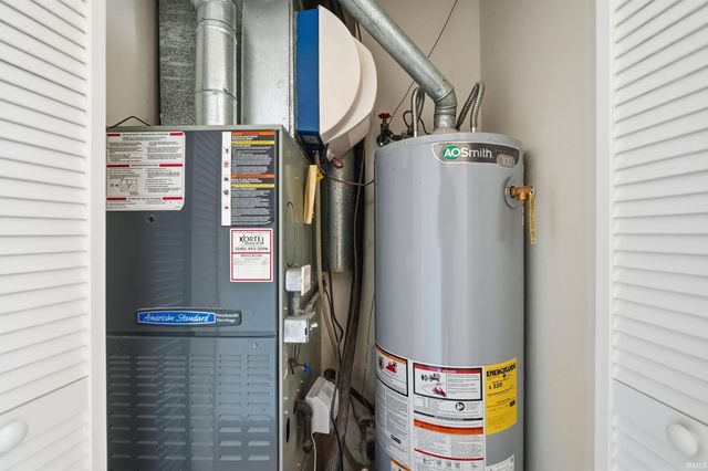 3901 Ravenscliff Place, Fort Wayne, IN 46804