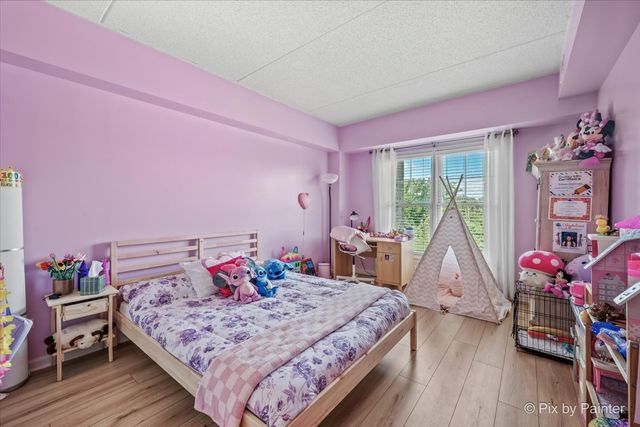 125 Lakeview Drive 403, Bloomingdale, IL 60108