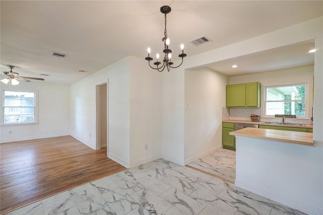 1319 Elm Street, Richmond, TX 77469