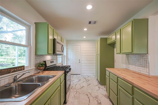 1319 Elm Street, Richmond, TX 77469