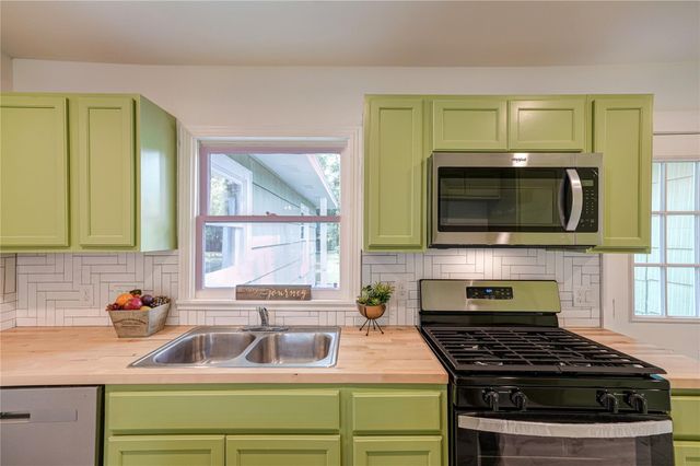 1319 Elm Street, Richmond, TX 77469