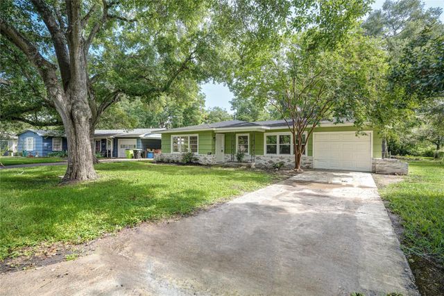 1319 Elm Street, Richmond, TX 77469