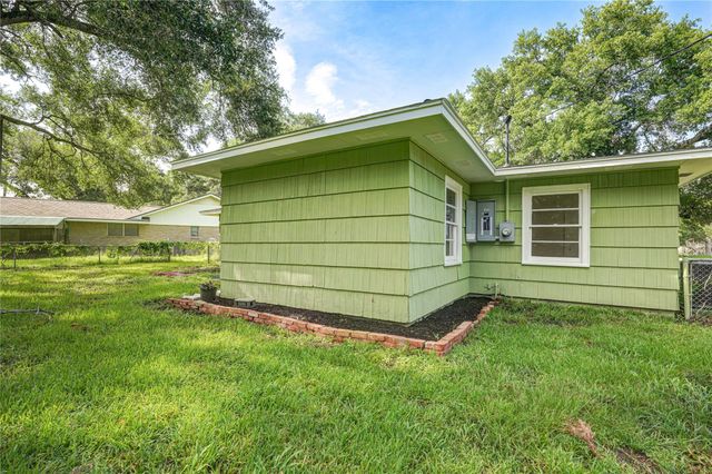 1319 Elm Street, Richmond, TX 77469