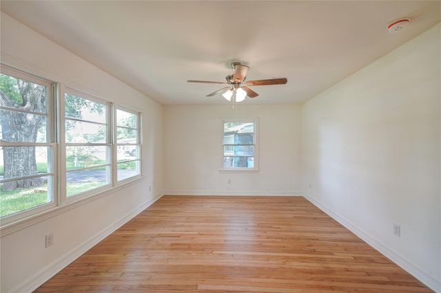 1319 Elm Street, Richmond, TX 77469