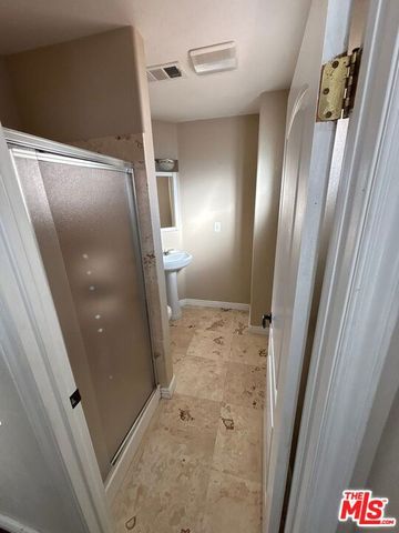 2600 W Picadilly Way, Anaheim, CA 92801