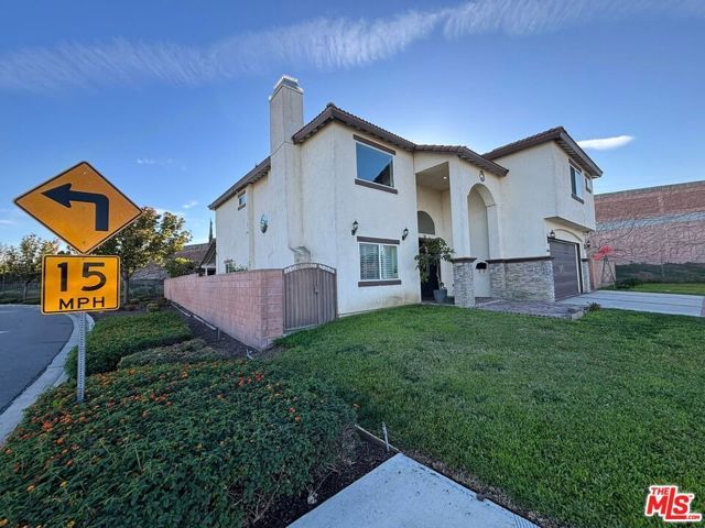 2600 W Picadilly Way, Anaheim, CA 92801