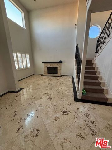 2600 W Picadilly Way, Anaheim, CA 92801