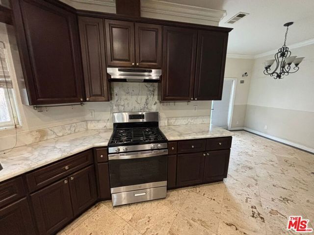 2600 W Picadilly Way, Anaheim, CA 92801