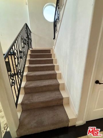 2600 W Picadilly Way, Anaheim, CA 92801