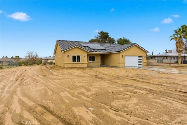 18660 Juniper St, Hesperia, CA 92345