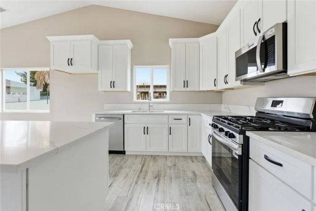 18660 Juniper St, Hesperia, CA 92345
