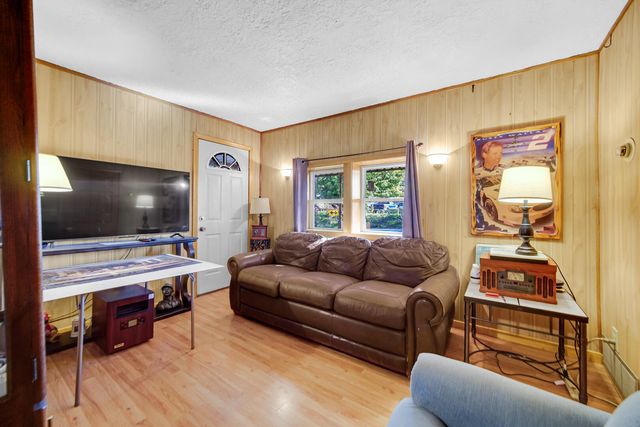 104 N Cummings Street, Union Mills, IN 46382