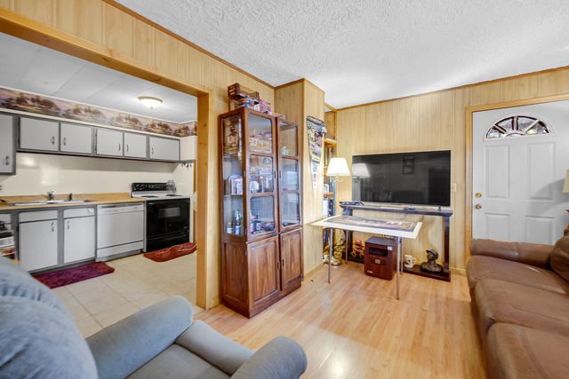 104 N Cummings Street, Union Mills, IN 46382