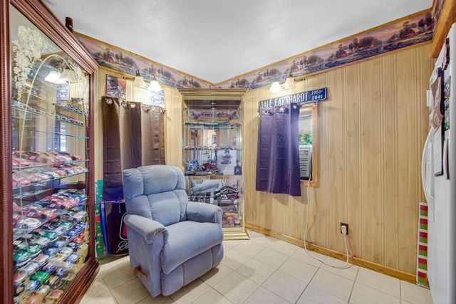 104 N Cummings Street, Union Mills, IN 46382