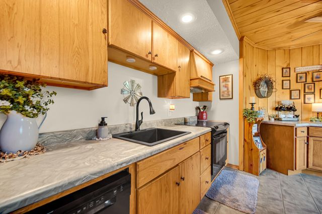 104 N Cummings Street, Union Mills, IN 46382