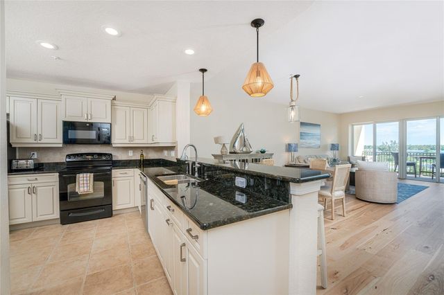 167 TAMPA AVENUE E 513, Venice, FL 34285