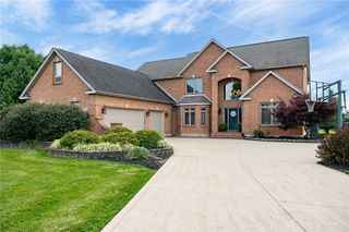 929 Knollhaven Road, Jamestown Vlg, OH 45385