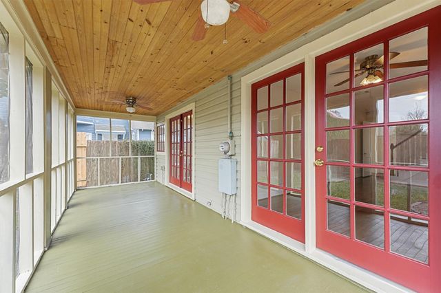 718 Ralfallen Street, Houston, TX 77008