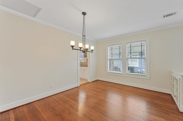718 Ralfallen Street, Houston, TX 77008