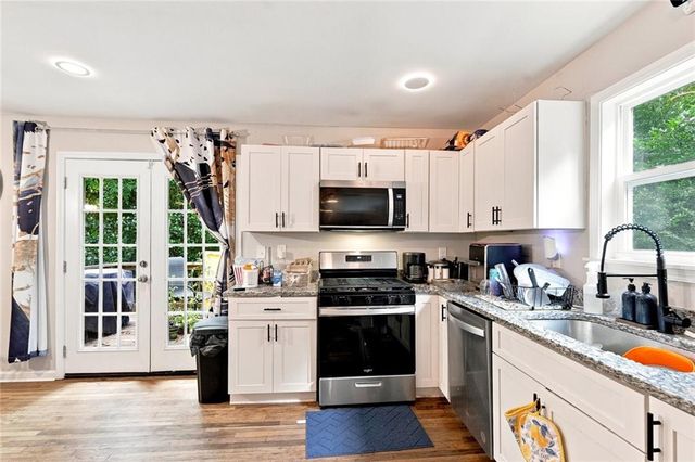 2740 Dale Creek Drive, Atlanta, GA 30318
