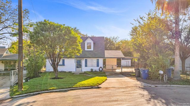 2722 Lagoon, San Antonio, TX 78224