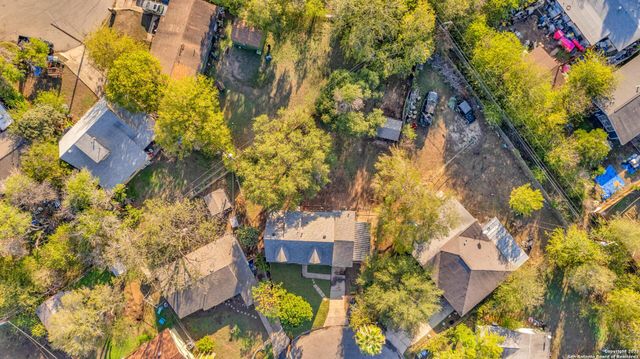 2722 Lagoon, San Antonio, TX 78224