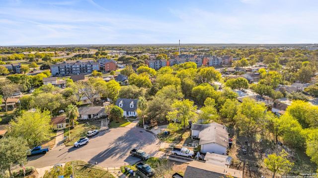 2722 Lagoon, San Antonio, TX 78224