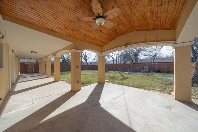 913 Russell Road, Everman, TX 76140