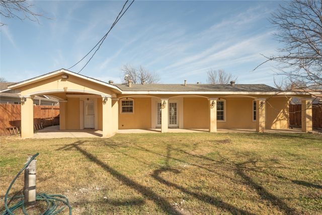 913 Russell Road, Everman, TX 76140