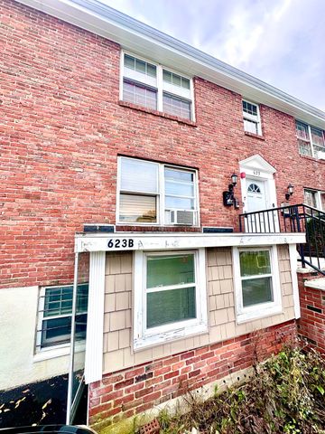 623 Cummins Hwy B, Boston, MA 02136