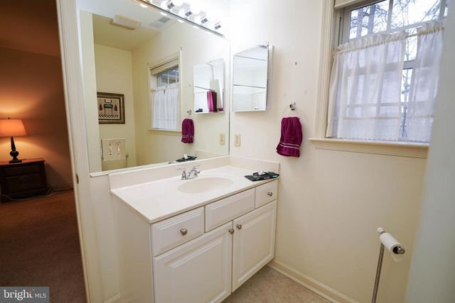 920 W SCHUMAKER MANOR DR, Salisbury, MD 21804