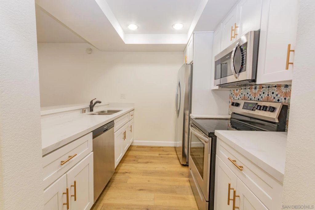 10737 San Diego Mission 115, San Diego, CA 92108