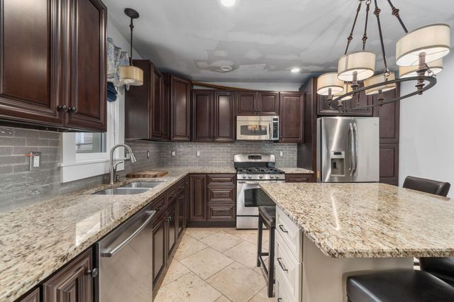 178 Alexander Alley, Columbus, OH 43206