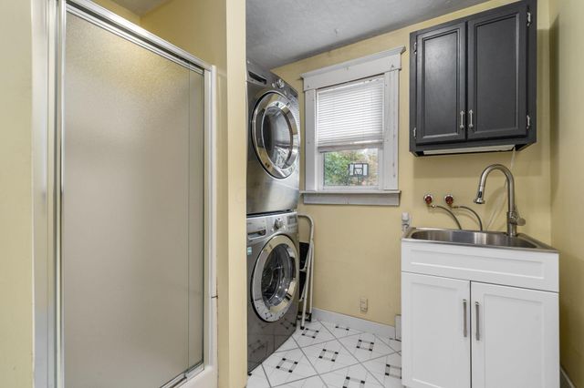178 Alexander Alley, Columbus, OH 43206