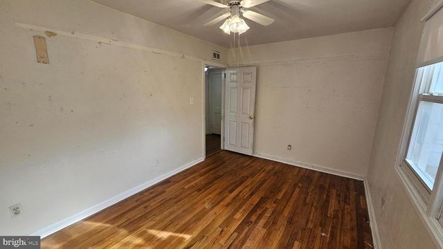 14 BOSTON PL, New Castle, DE 19720