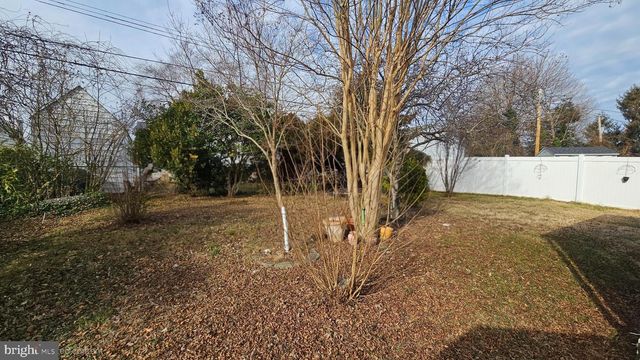 14 BOSTON PL, New Castle, DE 19720