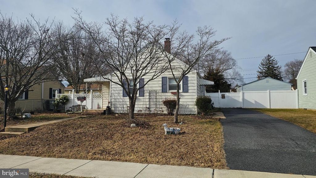 14 BOSTON PL, New Castle, DE 19720
