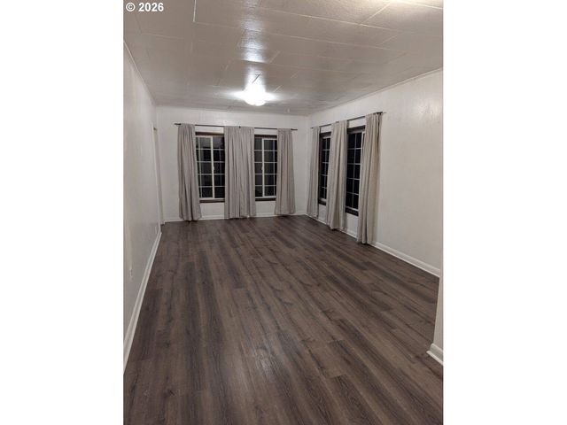 63503 Third Rd, Coos Bay, OR 97420