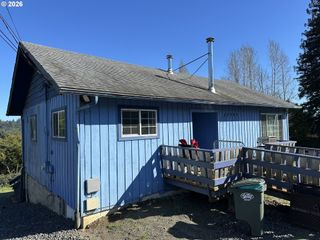 63503 Third Rd, Coos Bay, OR 97420