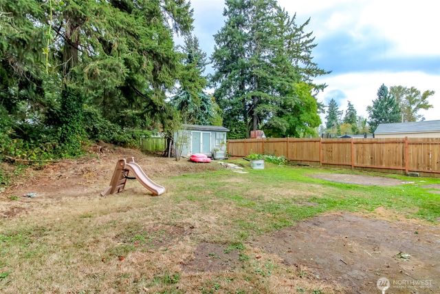 8429 East E Street, Tacoma, WA 98445